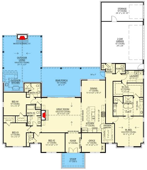 Bed Transitional Ranch House Plan With A Balanced Exterior And