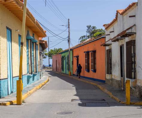 La Casita Del Arbol Colonia Tovar Aragua