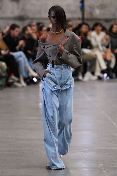 Rokh RTW Fall 2023 in 2024 | Fashion, Fashion news, Black linen pants