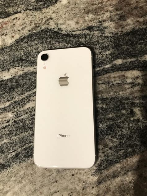 Apple IPhone Xr AT T White 128GB A1984 LUCW15486 Swappa