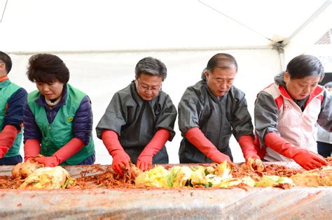 사랑담은 맛있는 김치 나눔화성신문