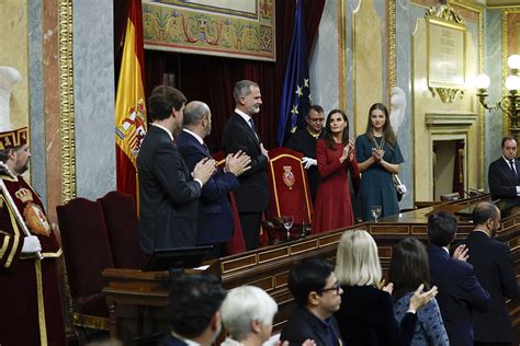 Las Reacciones Al Discurso Del Rey Apoyo Del Pp Silencio Del Psoe Y