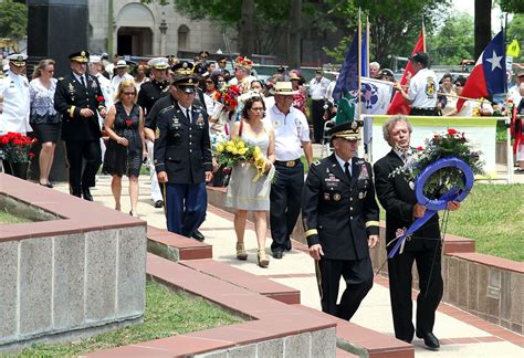 Military, local communities honor veterans during All Veterans Memorial ...