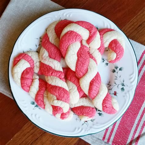 Betty Crockers Candy Cane Cookies Rumbly In My Tumbly