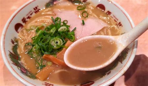 天下一品のこってりラーメンを超える『こってりmax』スープは飲むものんじゃない！食べるもんだ！！！（わんこそば） エキスパート