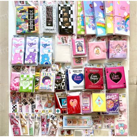 Jual Ready Daiso Collection Book Photocard Holder Keyring