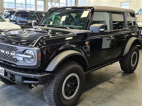 Купить б у Ford Bronco VI 2 7 AT 335 л с 4WD бензин автомат в