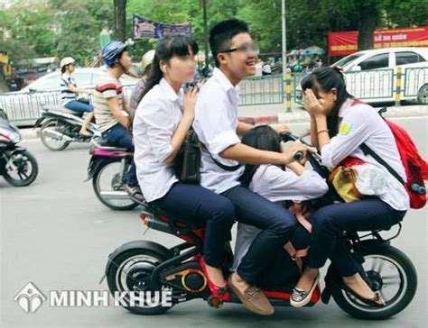 Không đội mũ bảo hiểm khi đi xe máy bị phạt bao nhiêu tiền