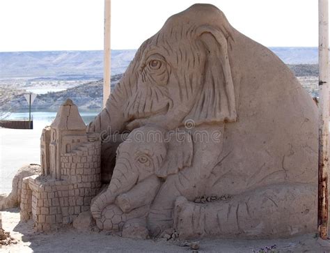 Escultura De La Arena En El Parque De Estado Del Lago Butte Del