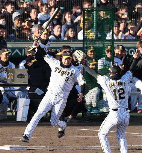 ＜阪神ファン感謝デー＞ 「シチュエーションマッチ」でサヨナラ打を放った大山（撮影・大森 寛明） ― スポニチ Sponichi Annex 野球