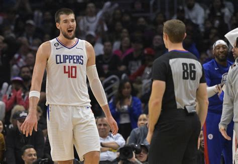 Clippers Ivica Zubac Makes History On Sunday Fastbreak On FanNation