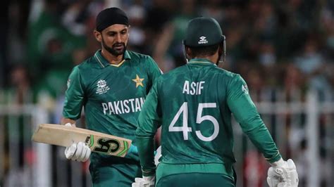 Pakistan Vs New Zealand T20 Wc Highlights Ali Malik Star As Pak Beat