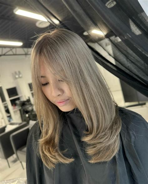 12 Pretty Mushroom Blonde Hair Ideas To Save For Inspiration