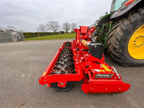 KVERNELAND NGH 401 4m HYD FOLDING POWER HARROW Online Shop Irelands Group