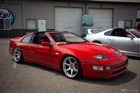 Red JDM Nissan Fairlady Z BenLevy