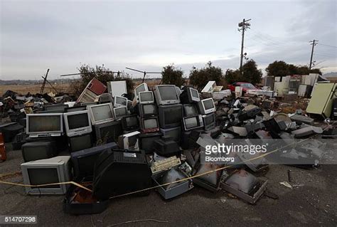 56 Scenes From The Evacuation Zone Five Years On In Fukushima Stock ...