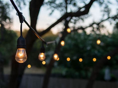 9 Types of Outdoor Light Bulbs (With Pictures) | House Grail