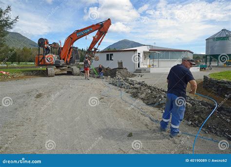 Laying Fibre Optic Cable Editorial Stock Image Image Of Optic 40190089