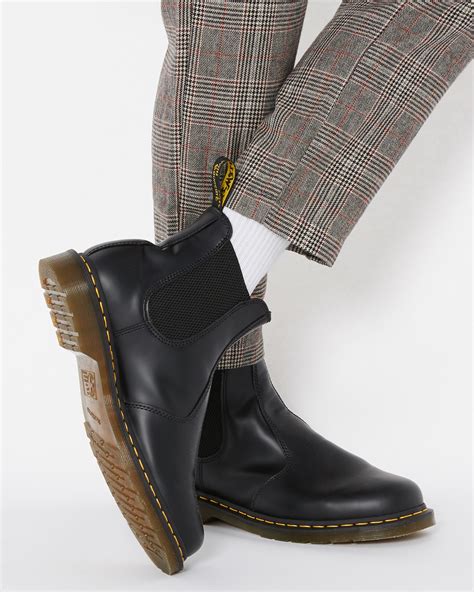 Dr Martens Mens Chelsea Boot Black Smooth Surfstitch