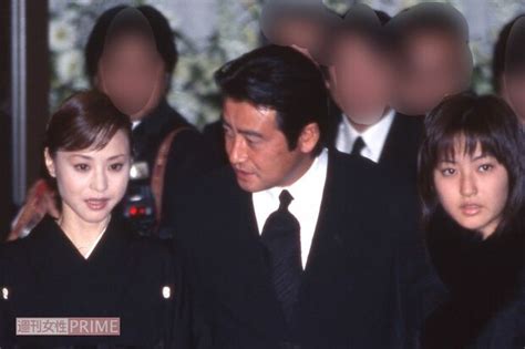 松田聖子「“親子共演”に水を差せない」神田沙也加さんの3回忌迎え、nhkからオファー届くも3年連続『紅白歌合戦』不出場の沈痛ウラ事情（4ページ目） 週刊女性prime