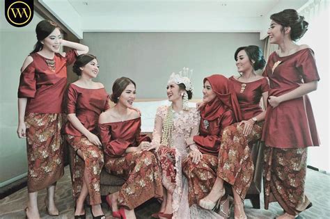 19 Seragam Bridesmaids Terbaik Yang Bisa Ditiru Elegan