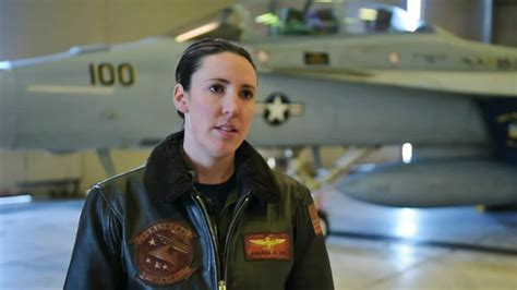 Navy's Blue Angels aerial acrobatics team to feature first female pilot