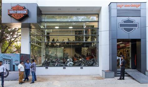 Harley Davidson Inaugurates New Showrooms In Surat Bangalore Team Bhp