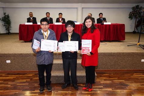 Premian A Ganadores De La Viii Feria Regional De Ciencia Tecnolog A E