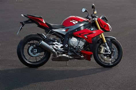 neue BMW S1000R BMW S1000RR als Naked Bike Motorradzubehör Hornig