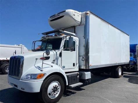 2014 Peterbilt 26ft Box Truck Refrigerated Freezer 33k In Los Angeles