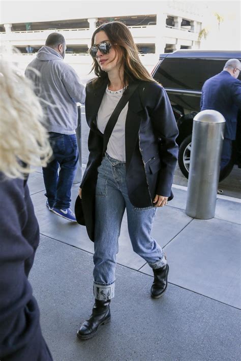 Anne Hathaway At Lax In La Celebmafia