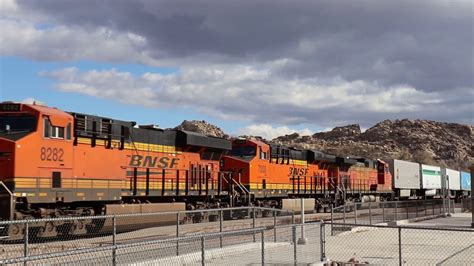 Bnsf 7093 Es44c4 12 27 18 Victorville Ca Ron Diczhazy Youtube