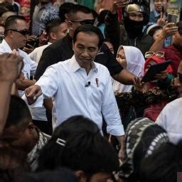 Survei Indikator Persen Masyarakat Puas Kinerja Presiden Jokowi