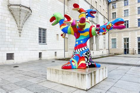 Ailleurs L Arbre Aux Serpents Une Oeuvre De Niki De Saint Phalle