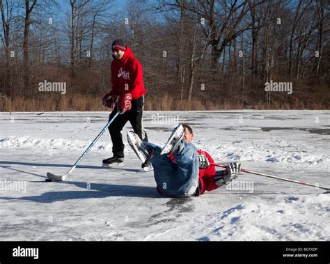 Frozen Pond Winter Hockey Hi Res Stock Photography And Images Alamy