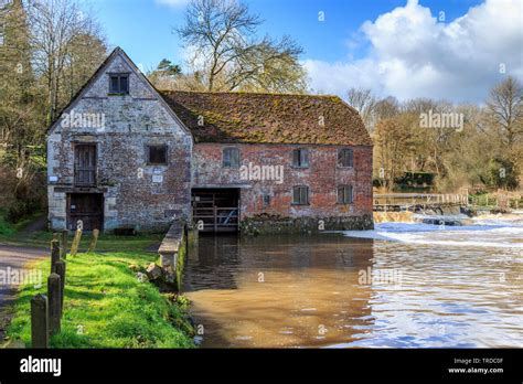 Sturminster Newton Mill Dorset Hi Res Stock Photography And Images Alamy