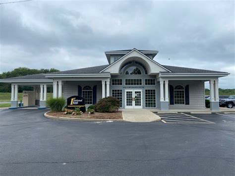 New Athens Banking Center First National Bank Of Waterloo