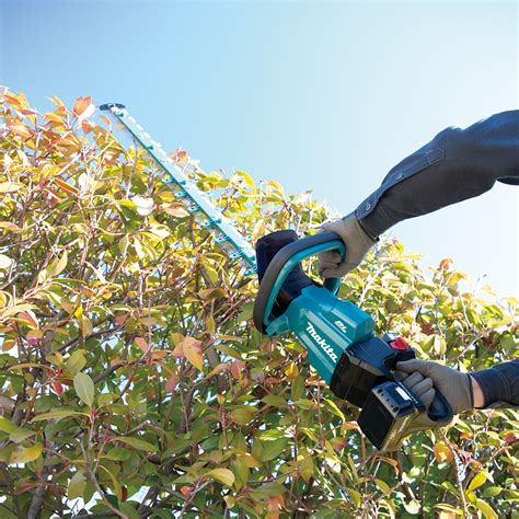 Makita Duh Z V Lithium Ion Brushless Cordless Hedge Trimmer Mm