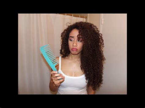 How To Detangle Curly Hair Youtube