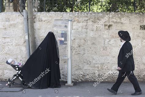 Ultra Orthodox Jewish Women Haredi Burqa Editorial Stock Photo Stock