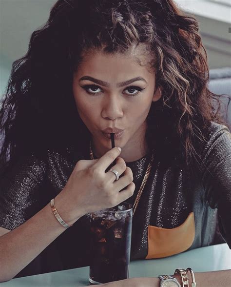 Zendaya Fierce Attitude Hair Cuts Dreadlocks Eyes Hair Styles