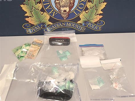 Portage La Prairie Rcmp Execute Warrant And Seize Drugs The Graphic