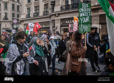 Marche Palestinienne Libre Londres Banque De Photographies Et Dimages