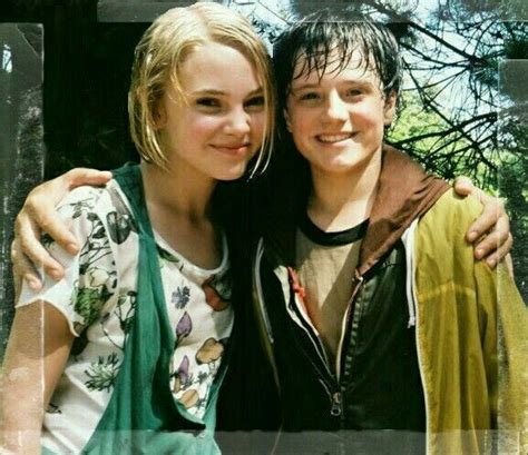 Bridge To Terabithia Jess And Leslie Meet