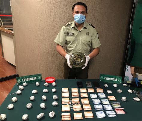 Carabineros de la Sección OS7 detuvo a un sujeto que mantenía más de 1