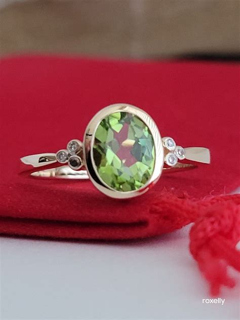 K Size Lovely Solid Yellow Gold Peridot And Genuine Diamonds Ring