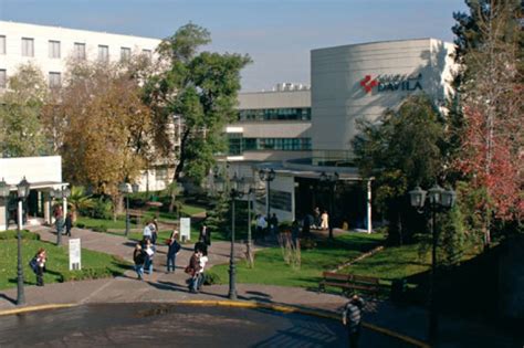 Clínica Dávila Edificio A Consultas Medicas y Urgencias Constructora