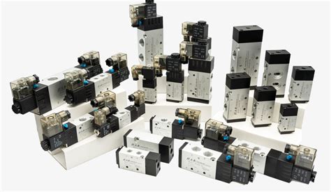 Comparing Pneumatic Control Systems for Automation - HAK