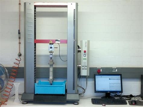 Zwick Roell Universal Testing Machine Z020 Download Scientific Diagram