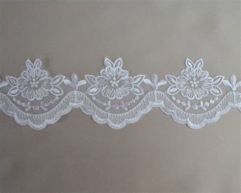 Fortuna Organza Scallop Border Lace Trim Shine Trim